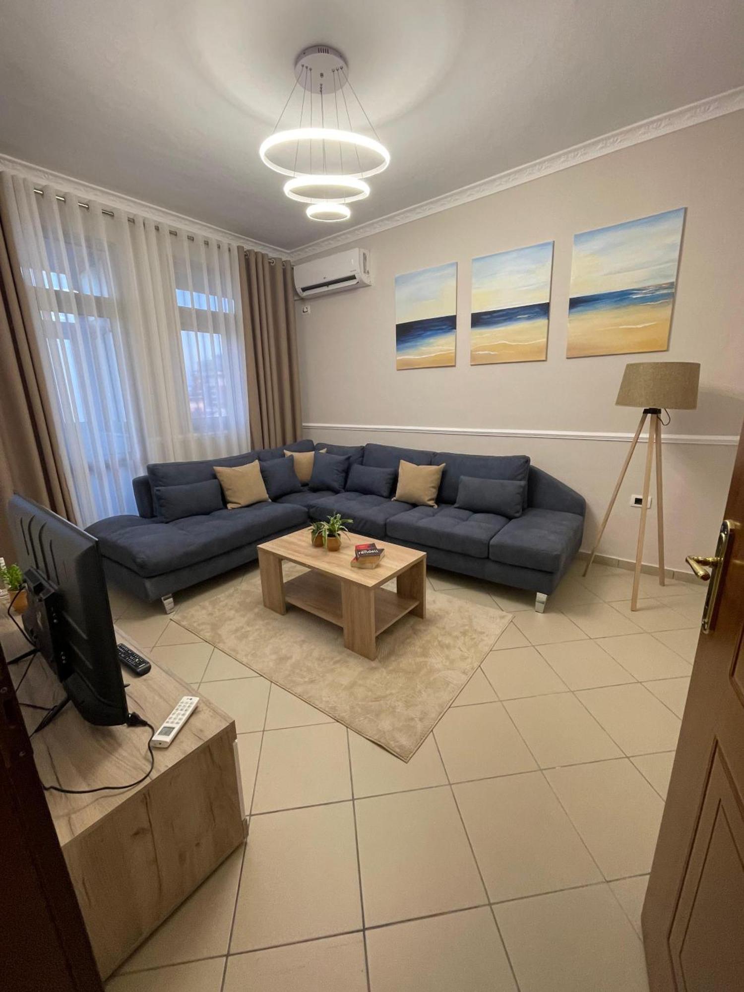 Erli Apartment Shkoder Exterior photo